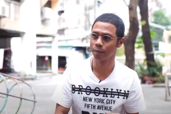 จากสลัมสู่จักรวาร